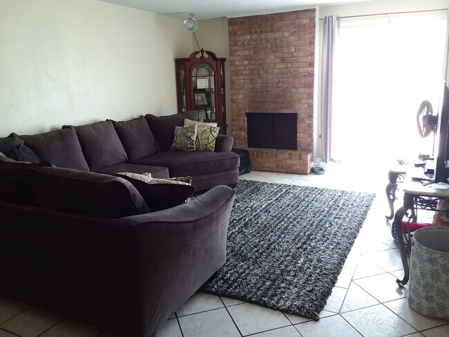 2001 Amy Sue Dr in El Paso, TX - Building Photo - Building Photo