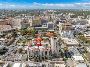 1805 Ponce de Leon in Coral Gables, FL - Building Photo - Building Photo