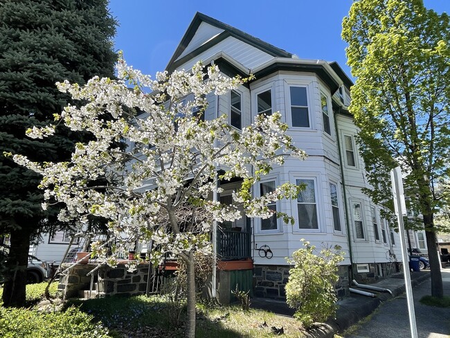 44 Benton Rd, Unit 1