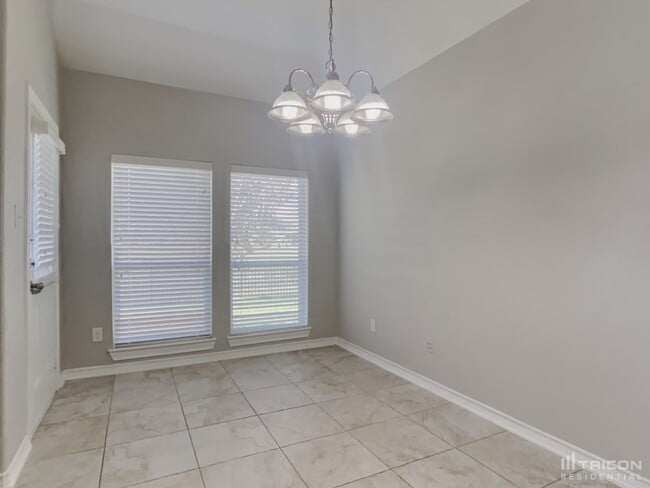 property at 2211 Leonetti Ln