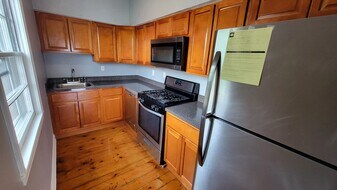 621 Quinnipiac Ave, Unit 2