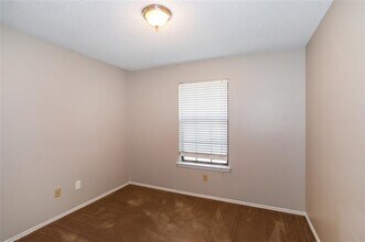 1052 Colony St in Flower Mound, TX - Building Photo - Building Photo