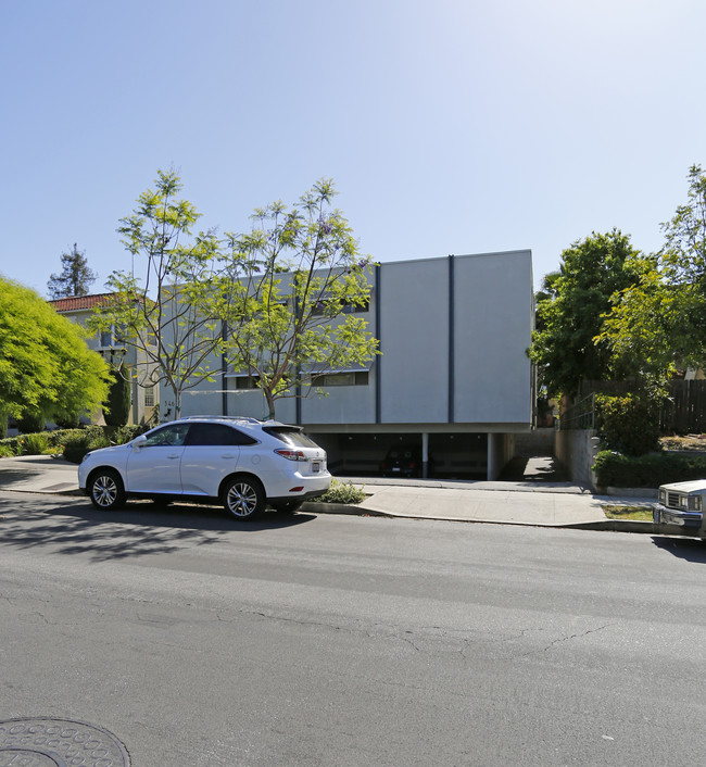 346 S Van Ness Ave in Los Angeles, CA - Foto de edificio - Building Photo