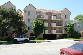 Park Verdugo in Burbank, CA - Building Photo - Building Photo