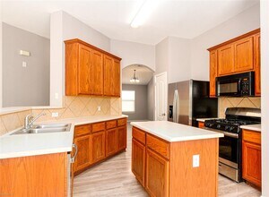 249 Ashwood N in Kyle, TX - Building Photo - Building Photo