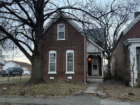 1317 Florence St in Evansville, IN - Building Photo