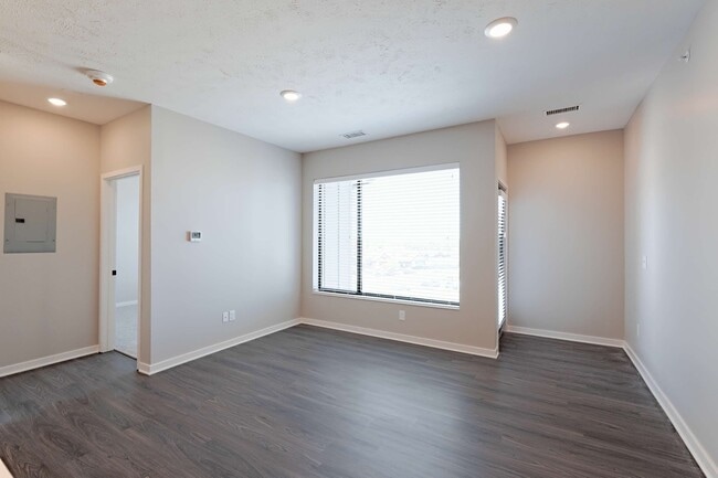 Level at Village Gardens in Lincoln, NE - Building Photo - Building Photo