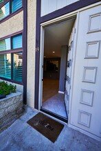 3520 Maricopa St in Torrance, CA - Building Photo - Building Photo