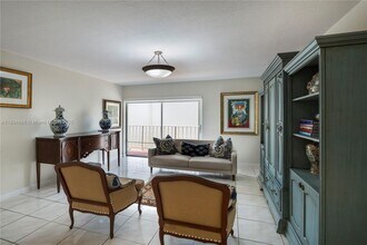 7725 SW 86th St in Miami, FL - Building Photo - Building Photo