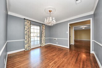 6159 Ella Lee Ln in Houston, TX - Building Photo - Building Photo
