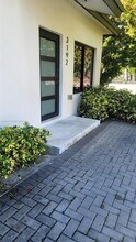 3192 NW 61st St in Miami, FL - Building Photo - Building Photo