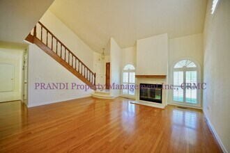 14 Northview Ct in San Rafael, CA - Building Photo - Building Photo