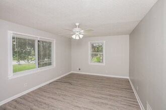 1745 Bywood Dr in Columbia, SC - Building Photo - Building Photo