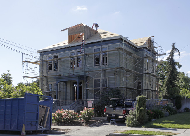 The Thorpe House in San Jose, CA - Foto de edificio - Building Photo