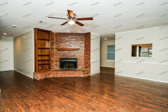 1932 W 61st Pl S in Tulsa, OK - Foto de edificio - Building Photo