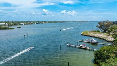 1308 Old Stickney Point Rd, Unit WP3 in Sarasota, FL - Building Photo - Building Photo