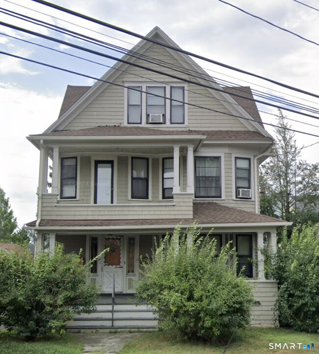 22-24-24 Monroe St