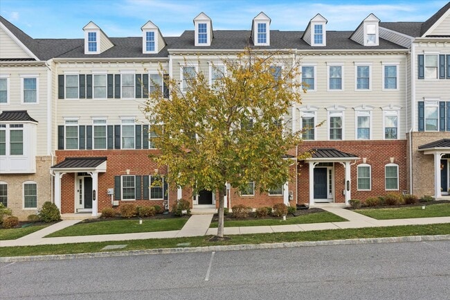 property at 221 Patriots Path