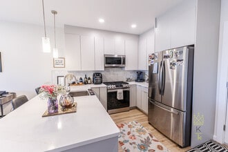 458 Washington St, Unit 304 in Boston, MA - Building Photo - Building Photo