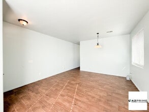 6919 S 37th Glen in Phoenix, AZ - Building Photo - Building Photo