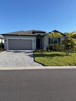 1638 Saddlewood Cir in Port Charlotte, FL - Building Photo
