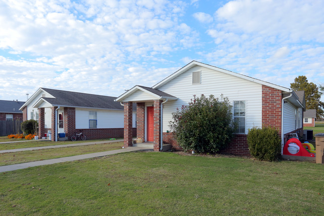 400 NW 6th St in Wagoner, OK - Building Photo - Building Photo