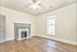 412 2nd Ave in Calhoun, GA - Building Photo - Building Photo