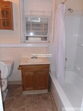 16 Quint Ave, Unit 15 quint ave 1 in Boston, MA - Foto de edificio - Building Photo