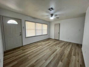 3802 NW Arlington Ave in Lawton, OK - Building Photo - Building Photo