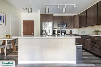 11221 Synergy Dr in Wauwatosa, WI - Building Photo - Building Photo