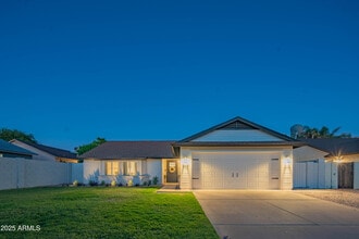 15641 N 63rd St in Scottsdale, AZ - Building Photo - Building Photo