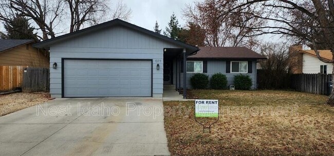 property at 1377 E Wright St
