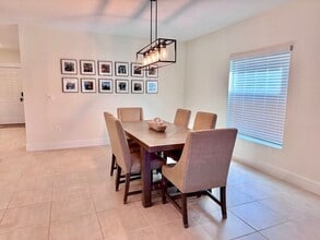 33932 Sky Blossom Cir in Leesburg, FL - Building Photo - Building Photo