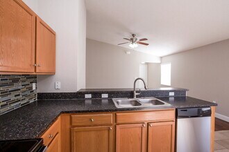 5062 Belmont Park Ln in Mulberry, FL - Building Photo - Building Photo