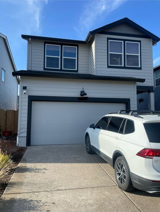4827 Parsley Ave NE in Salem, OR - Building Photo