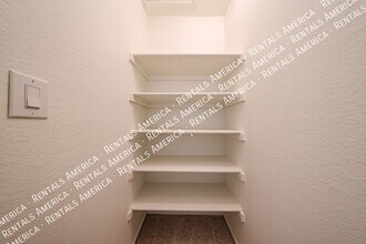 4135 E Woodland Dr in Phoenix, AZ - Building Photo - Building Photo