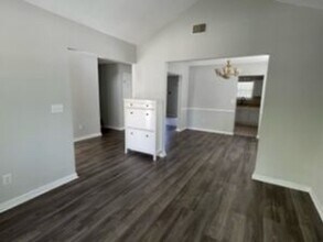 122 Oak Cove Dr in Columbia, SC - Building Photo - Building Photo