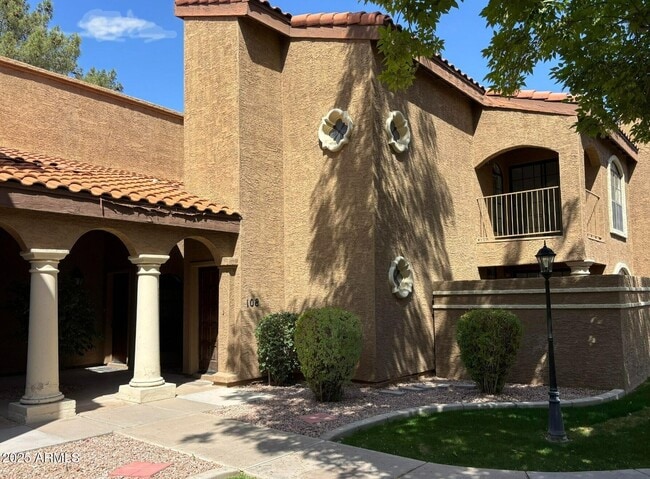property at 6945 E Cochise Rd