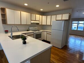 100 Halstead Ave in Harrison, NY - Building Photo - Building Photo