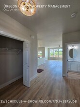 2123 NW Jetty Ave in Lincoln City, OR - Building Photo - Building Photo