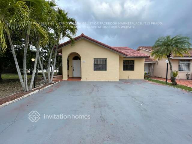 4845 SW 144th Ct in Miami, FL - Building Photo