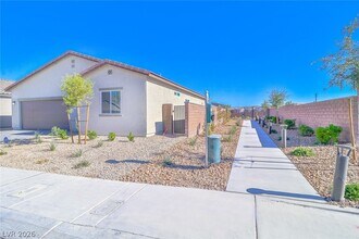 7476 Crystal Harbor Ave in North Las Vegas, NV - Building Photo - Building Photo