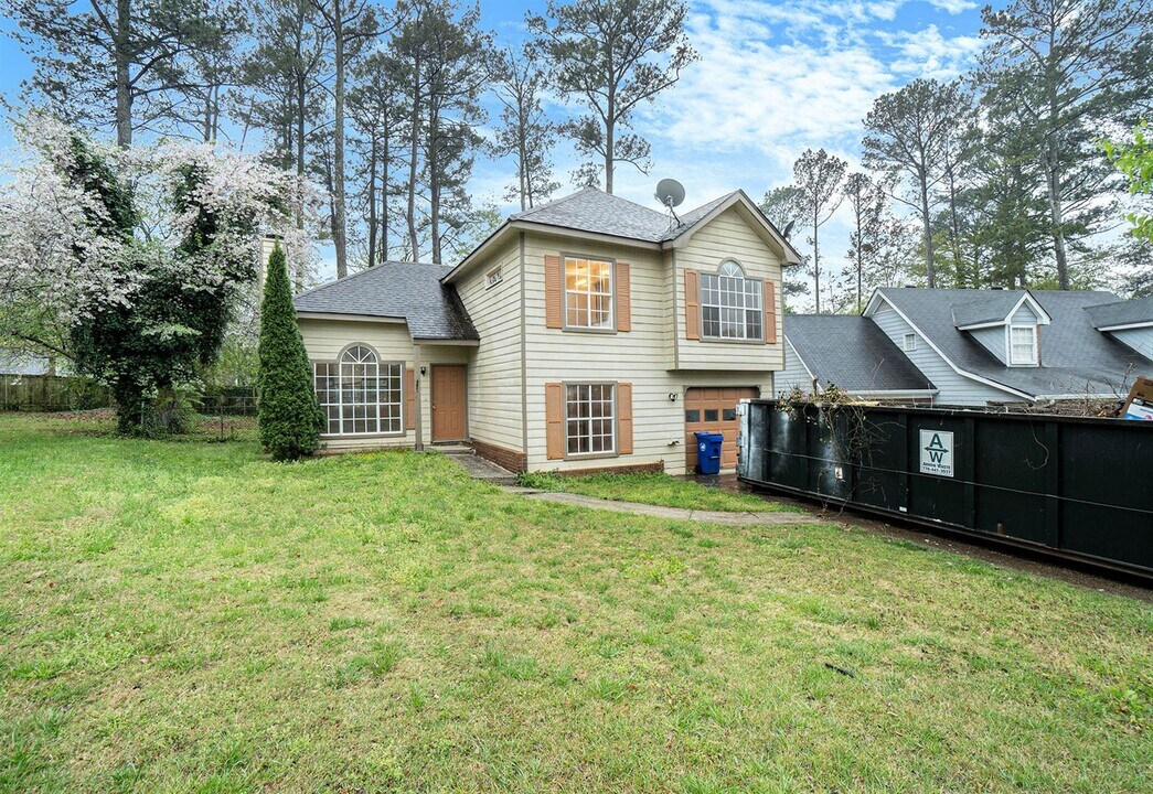 4827 Fenbrook Dr in Stone Mountain, GA - Building Photo