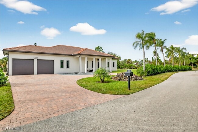 12289 Alamansa Ln in Bonita Springs, FL - Building Photo - Building Photo