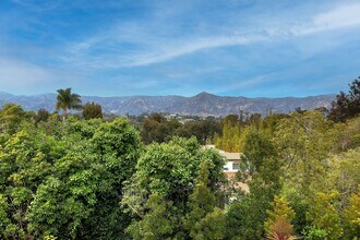 1034 Fairway Rd in Montecito, CA - Building Photo - Building Photo