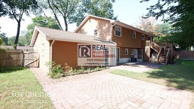 16 Jordan Dr in Toms River, NJ - Building Photo - Building Photo