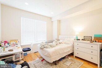 1110 South St in Philadelphia, PA - Building Photo - Building Photo