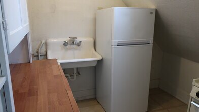 500 Cascade St, Unit 4 in Wenatchee, WA - Building Photo - Building Photo