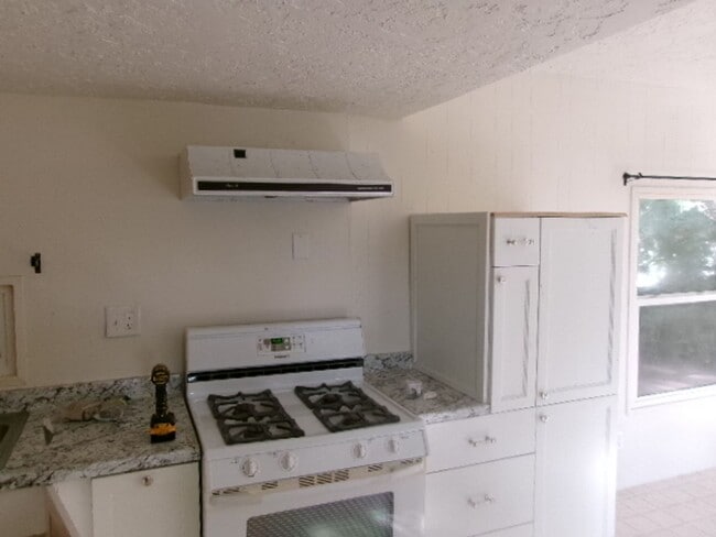 1321-1323 N Five Mile Rd in Boise, ID - Building Photo - Building Photo