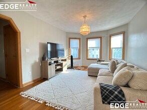 25 Claymoss Rd, Unit 3 in Boston, MA - Building Photo - Building Photo